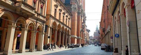 Via dell'Indipendenza: Bologna’s shopping dream 